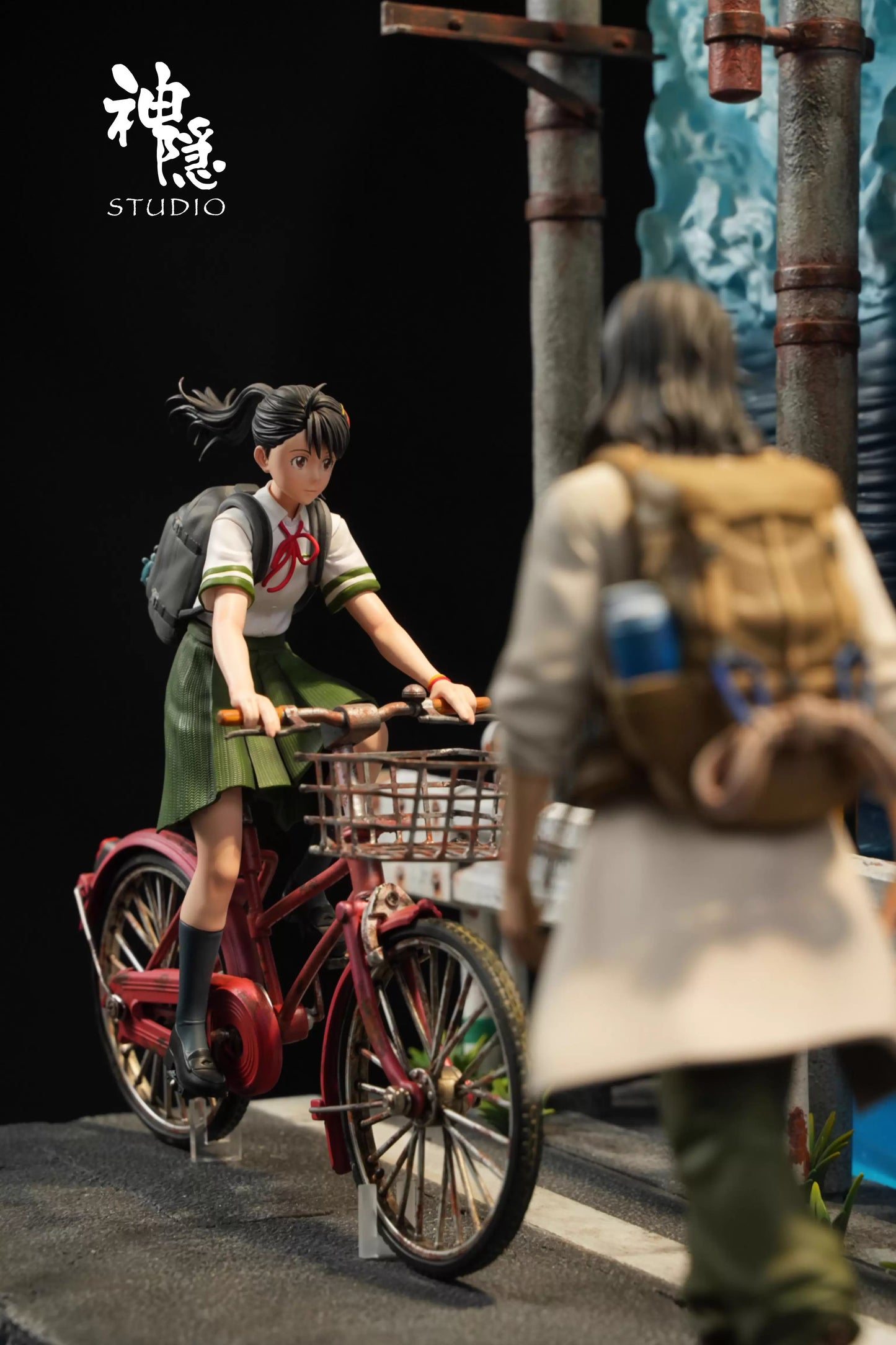 Preventa Resina Iwato Suzume & Souta Munakata Figura Suzume Shen Yin Estudio
