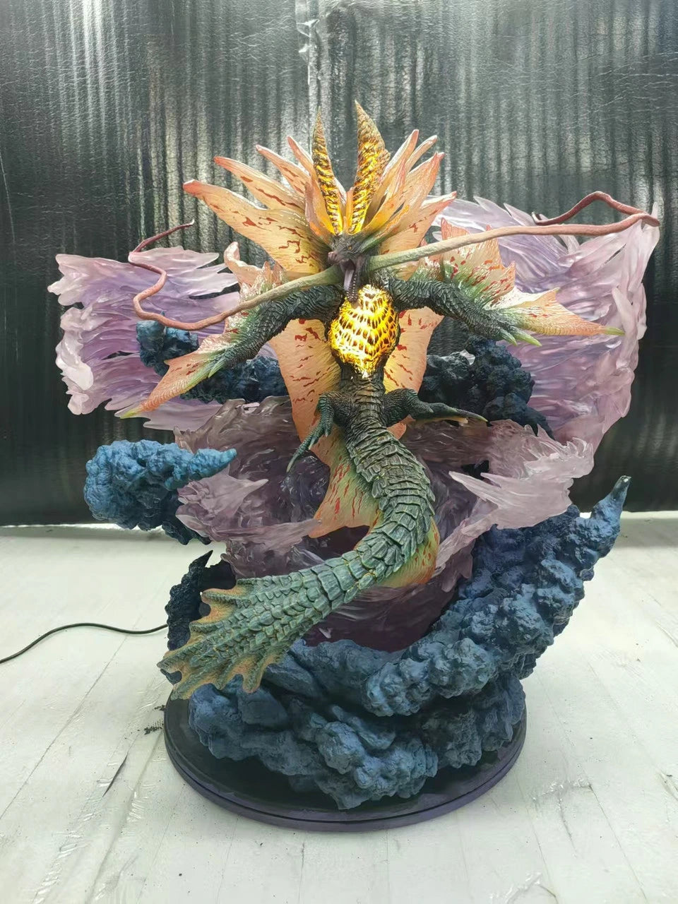 Preventa Resina Amatsu Figura Monster Hunter Dragon Frontier Estudio