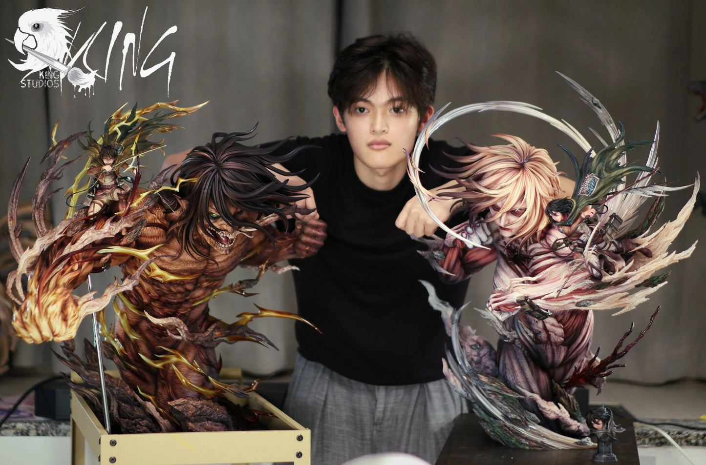 Preventa Resina Titan de Ataque & Titan Femenino Figura Attack On Titan Hertz Estudio