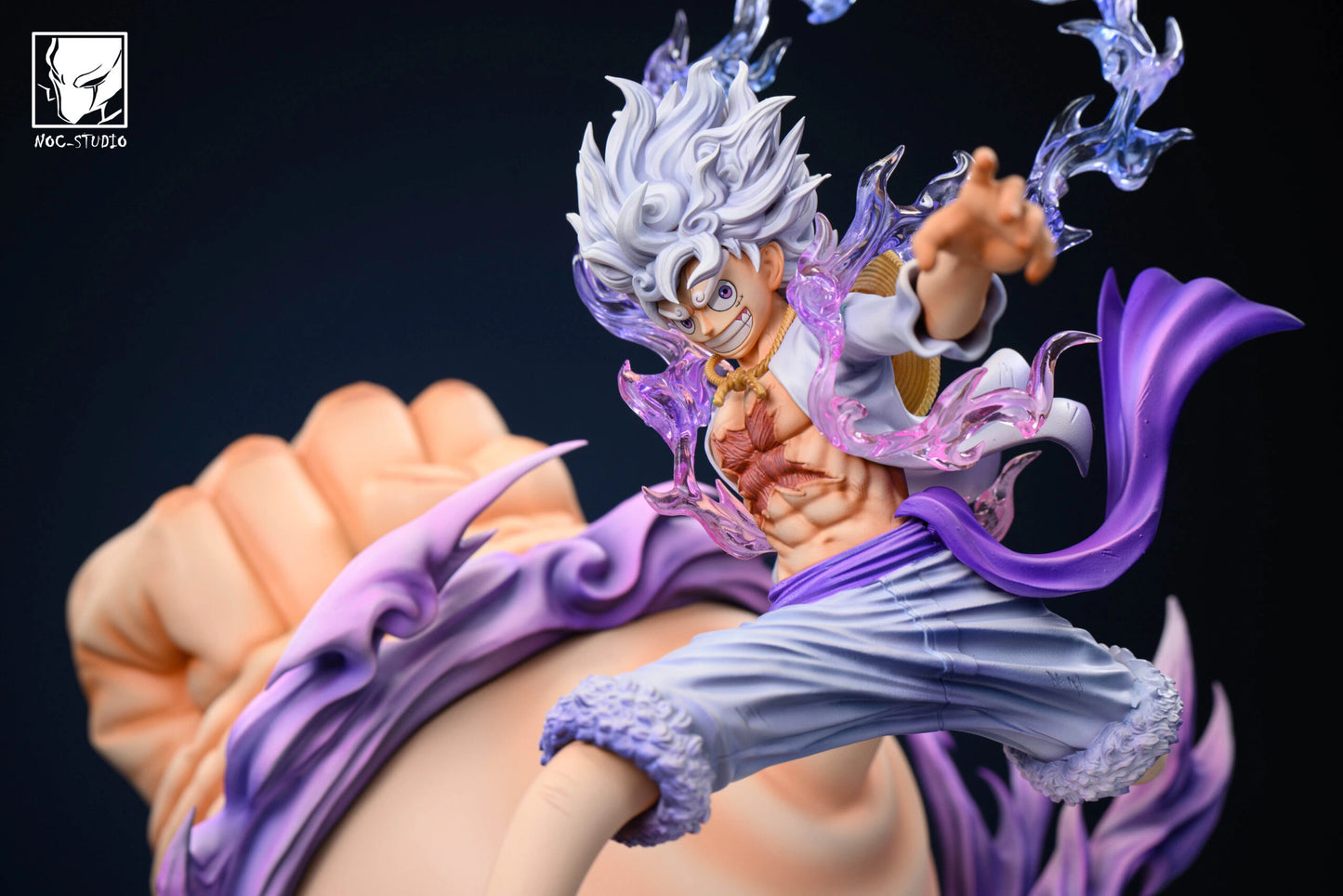 Preventa Resina Monkey D. Luffy "Gear 5" Figura One Piece Noc Estudio