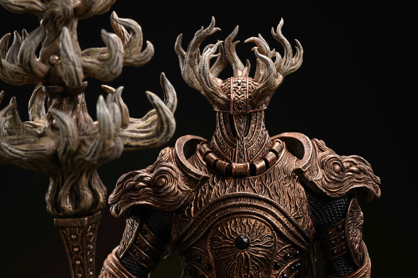 Preventa Resina Crucible Knight Figura Elden Ring SWORD & Wing Estudio