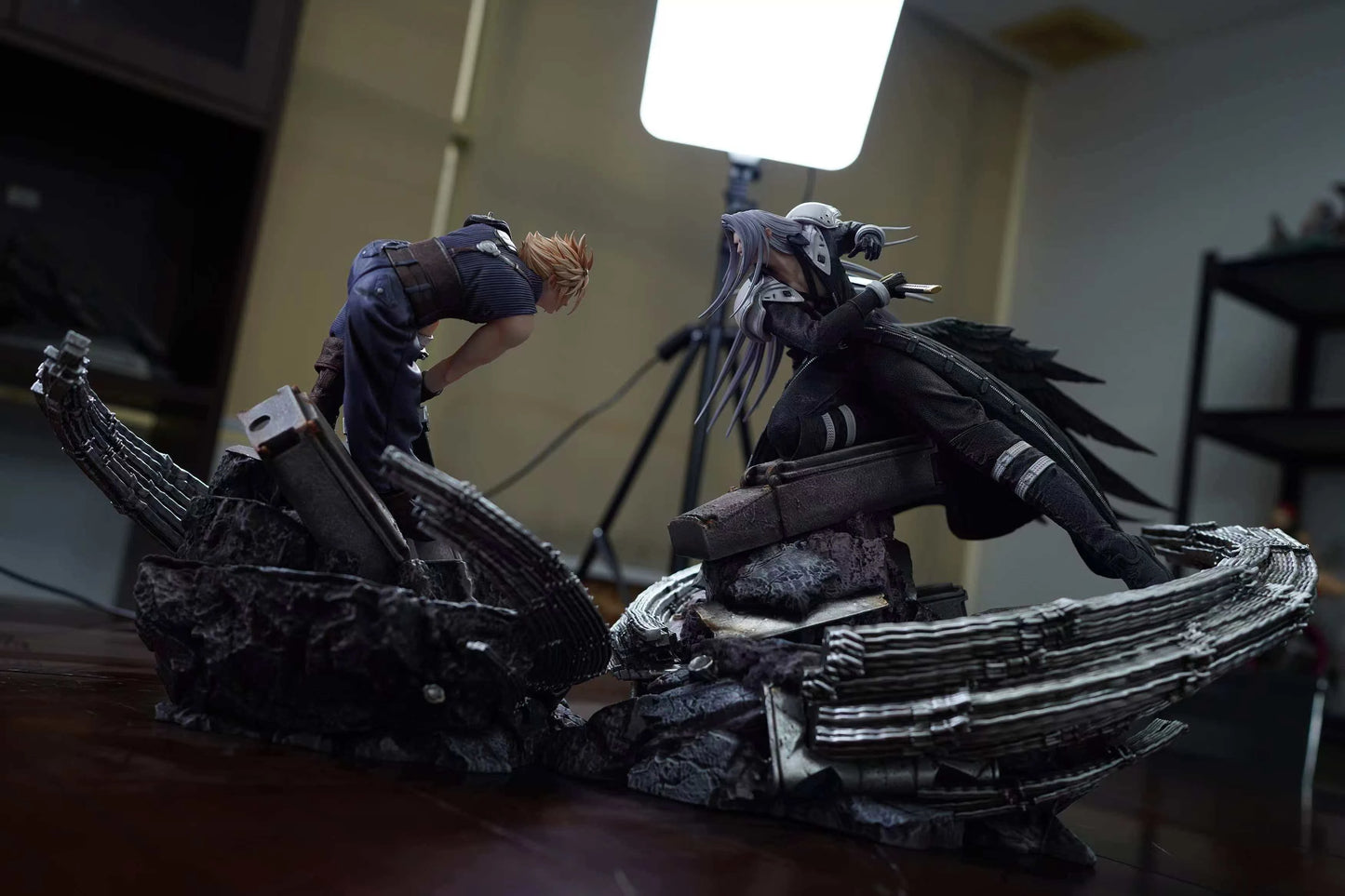 Preventa Resina Clouds vs Sephiroth Figura Final Fantasy VII The Ones  Estudio