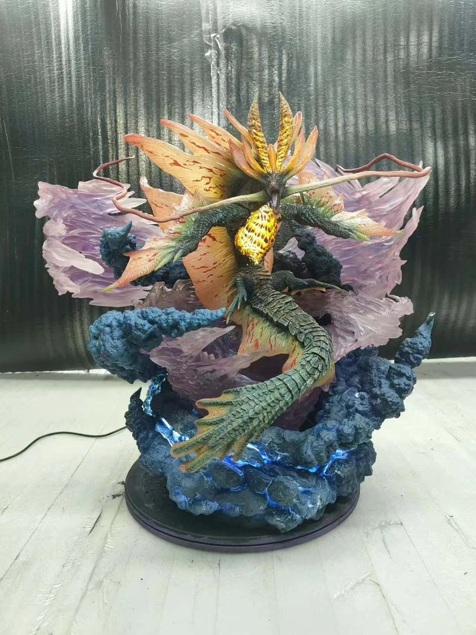 Preventa Resina Amatsu Figura Monster Hunter Dragon Frontier Estudio