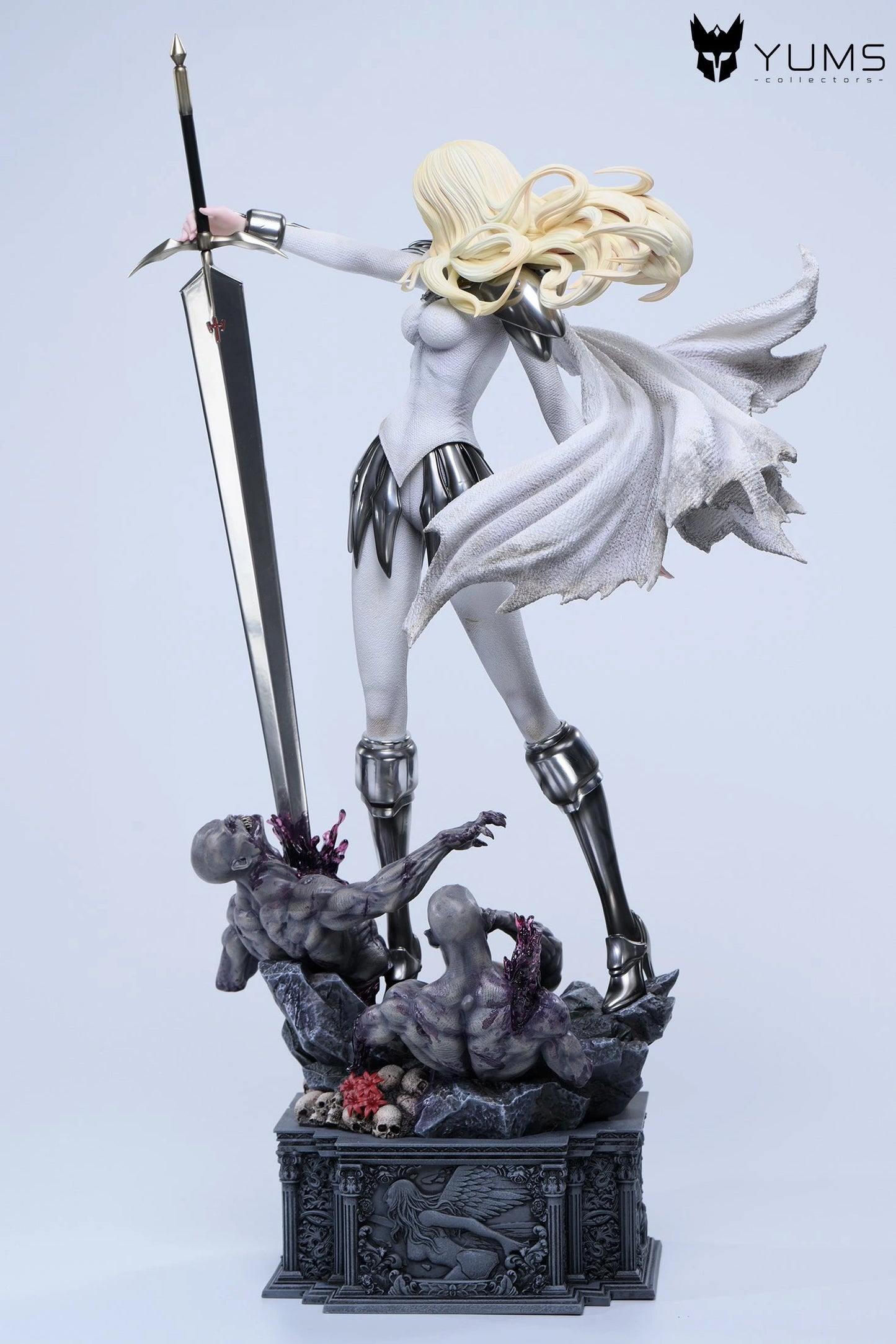 Preventa Resina Teresa & Clare Figura Claymore YUMS Collectors Estudio