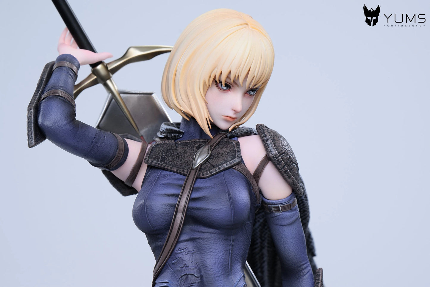 Preventa Resina Teresa & Clare Figura Claymore YUMS Collectors Estudio
