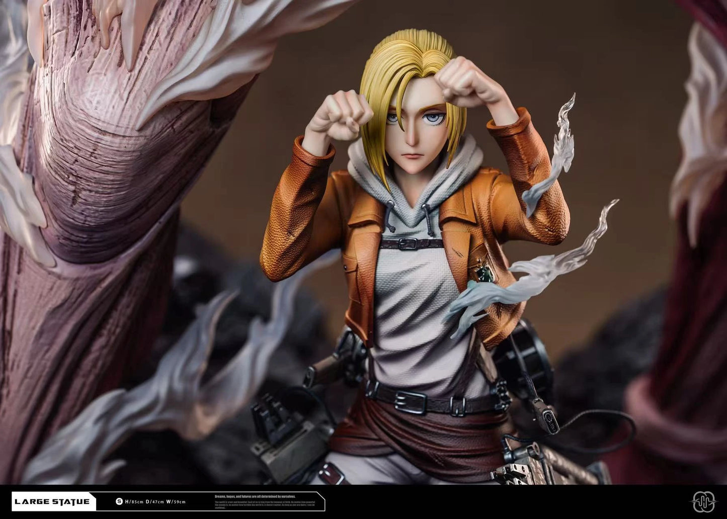 Preventa Resina Titan Femenino & Annie Leonhart Figura Attack On Titan Hertz  Estudio