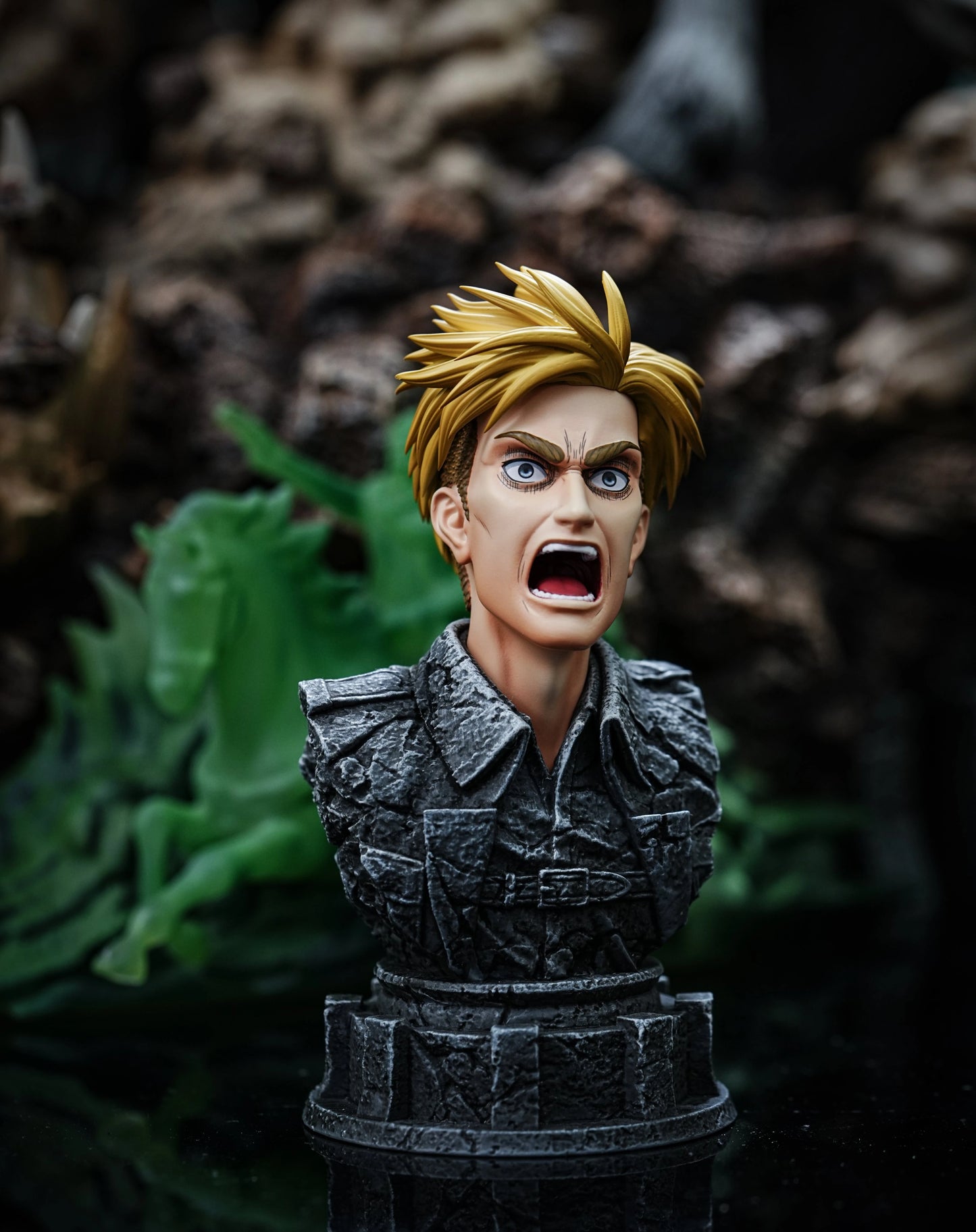 Preventa Resina Erwin Smith Figura Attack On Titan Model Power Estudio