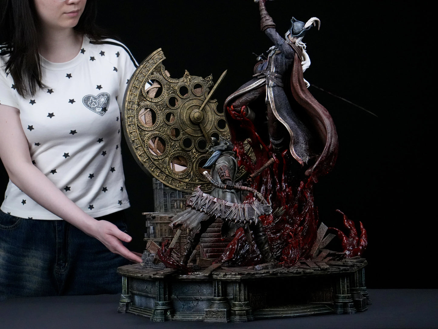 Preventa Resina Lady Maria vs Hunter Figura Bloodborne Bard  Estudio
