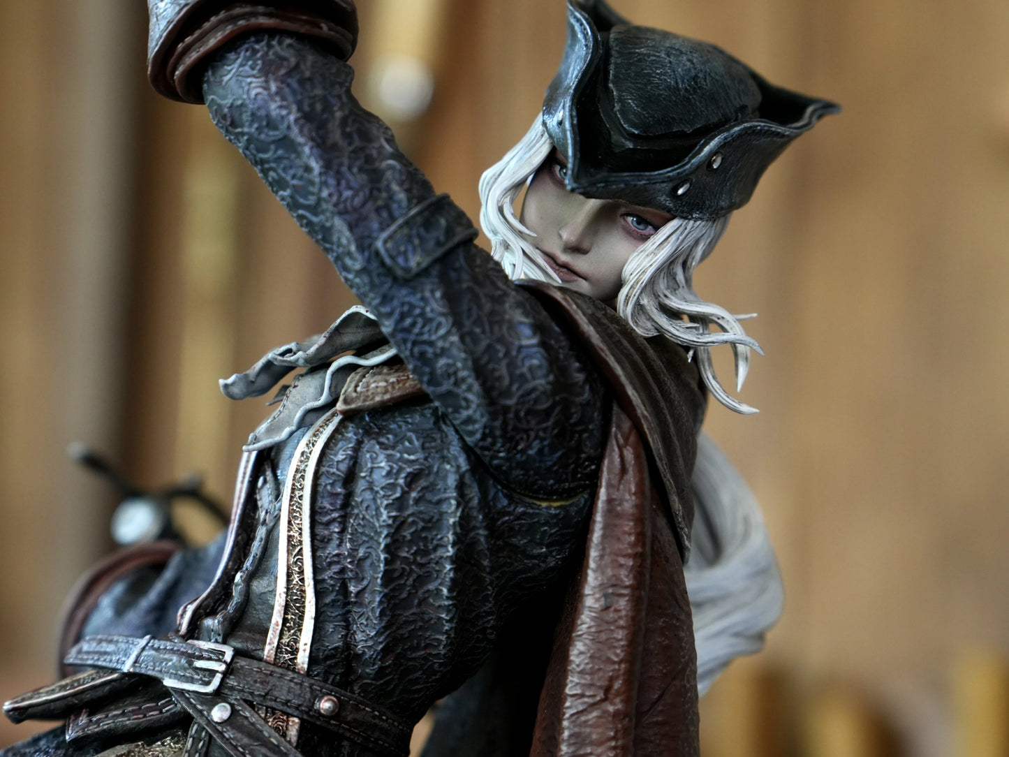 Preventa Resina Lady Maria vs Hunter Figura Bloodborne Bard  Estudio