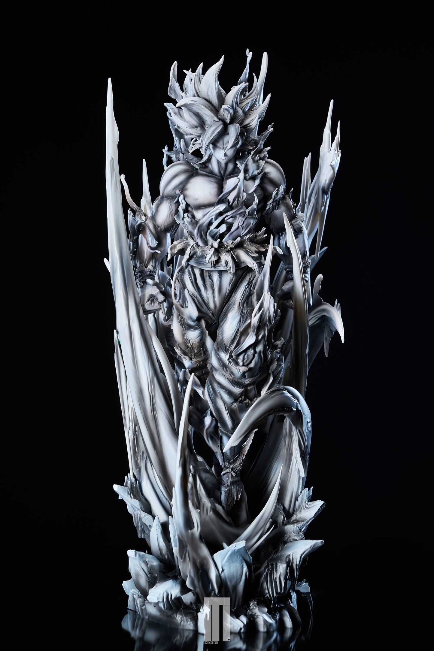 Preventa Resina Goku Ultra Instinto Figura Dragon Ball Iron Curtain Estudio