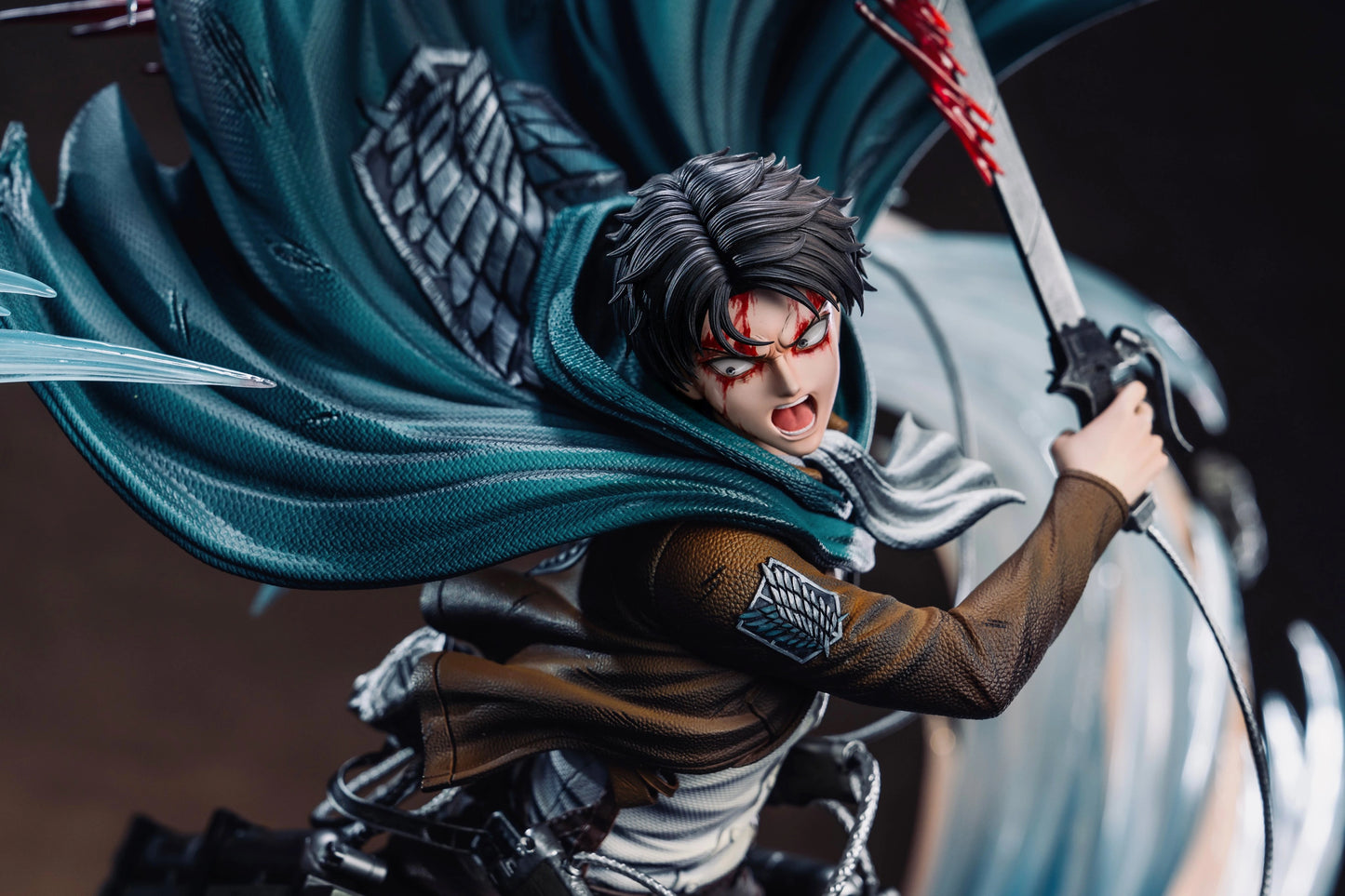 Preventa Resina Levi vs Zeke Figura Attack On Titan Hertz Estudio