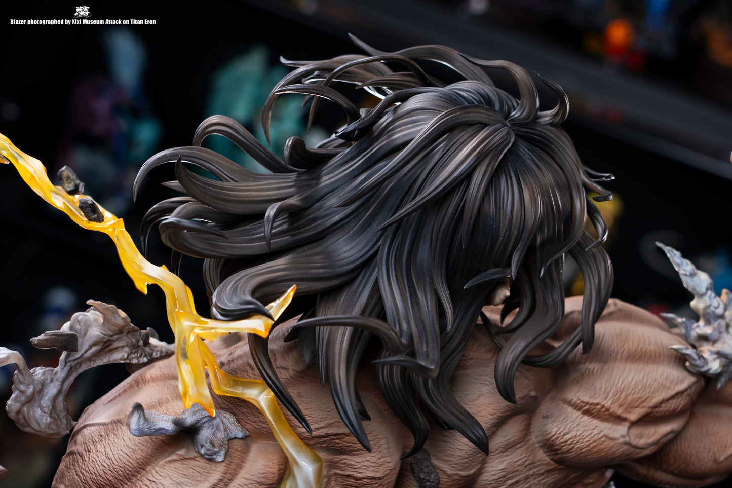 Preventa Resina Titan de Ataque Figura Attack On Titan Blazer Estudio