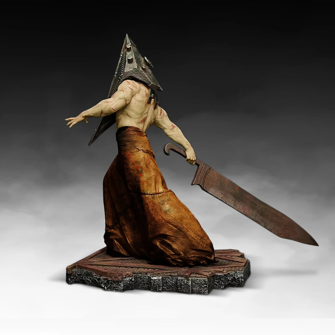 Preventa Resina Pyramid Head Figura Silent Hill  Hollywood Collectibles Group (Licencia) Estudio