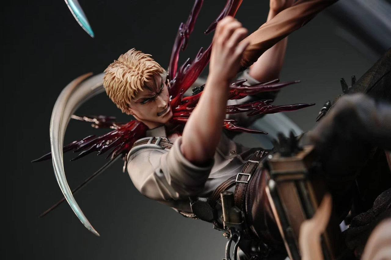 Preventa Resina Levi vs Reiner Figura Attack On Titan Sure Estudio