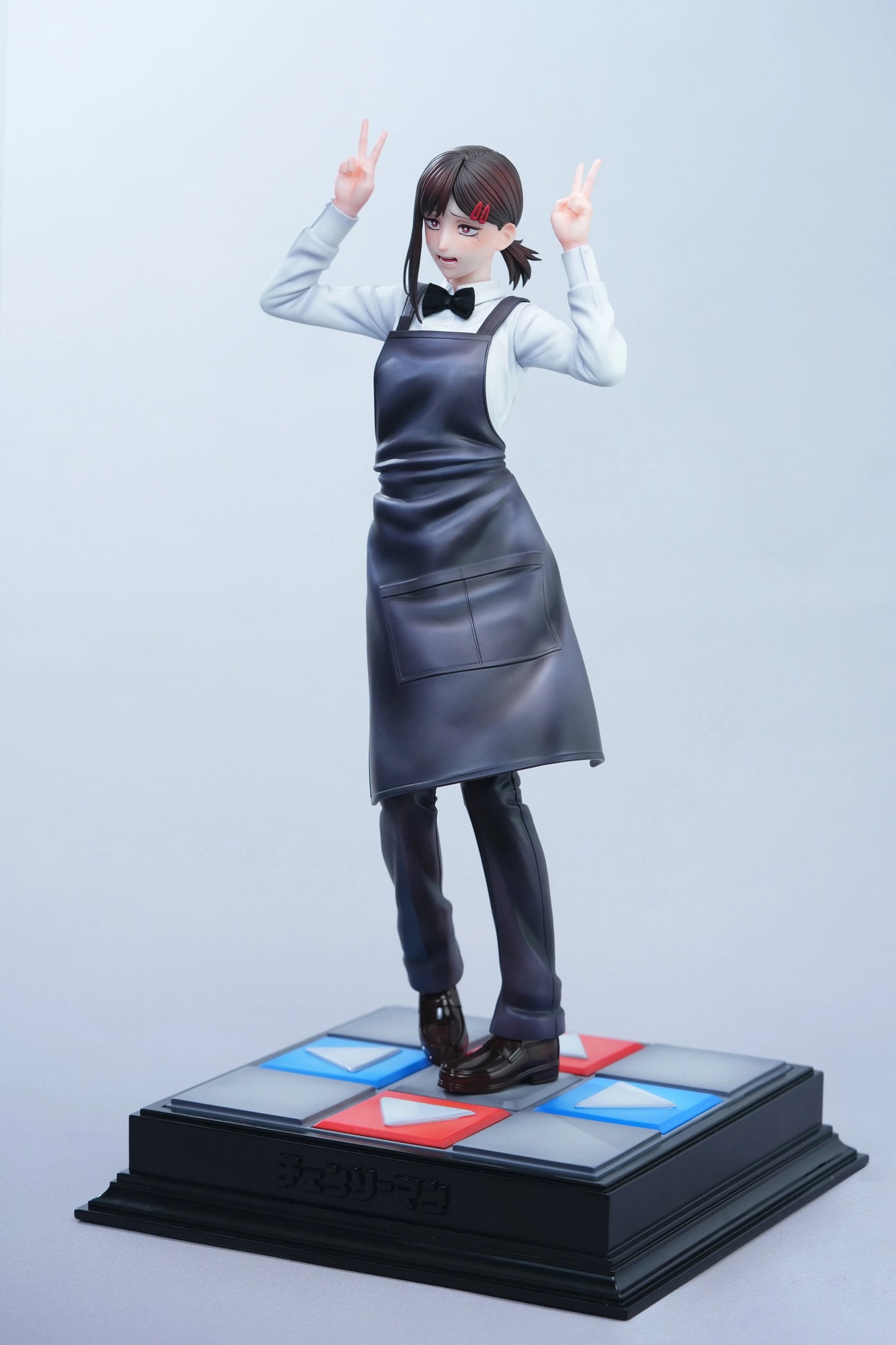Preventa Resina Kobeni Figura Chainsaw Man HeRa Estudio