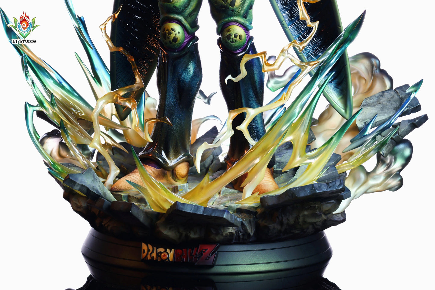 Preventa Resina Cell Figura Dragon Ball ET  Estudio