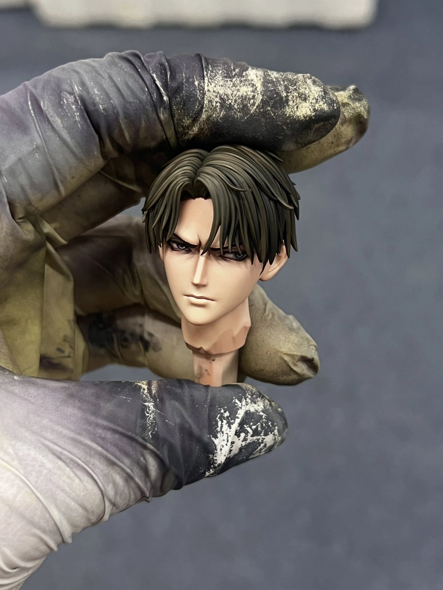 Preventa Resina Levi Ackermaan Figura Attack On Titan Saoirse Estudio