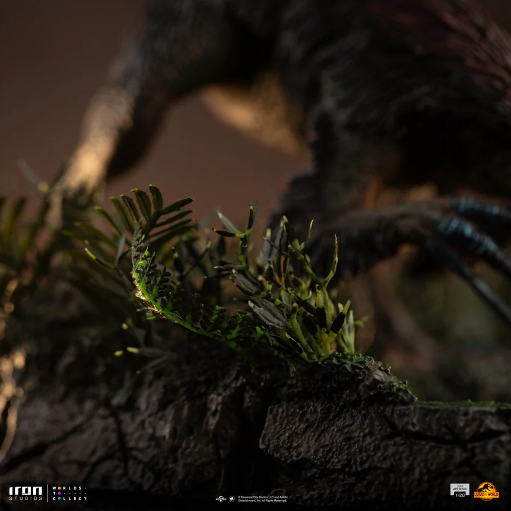 Preventa Resina Therizinosaurus Figura Jurassic World: Dominio  Iron (Licencia) Estudio