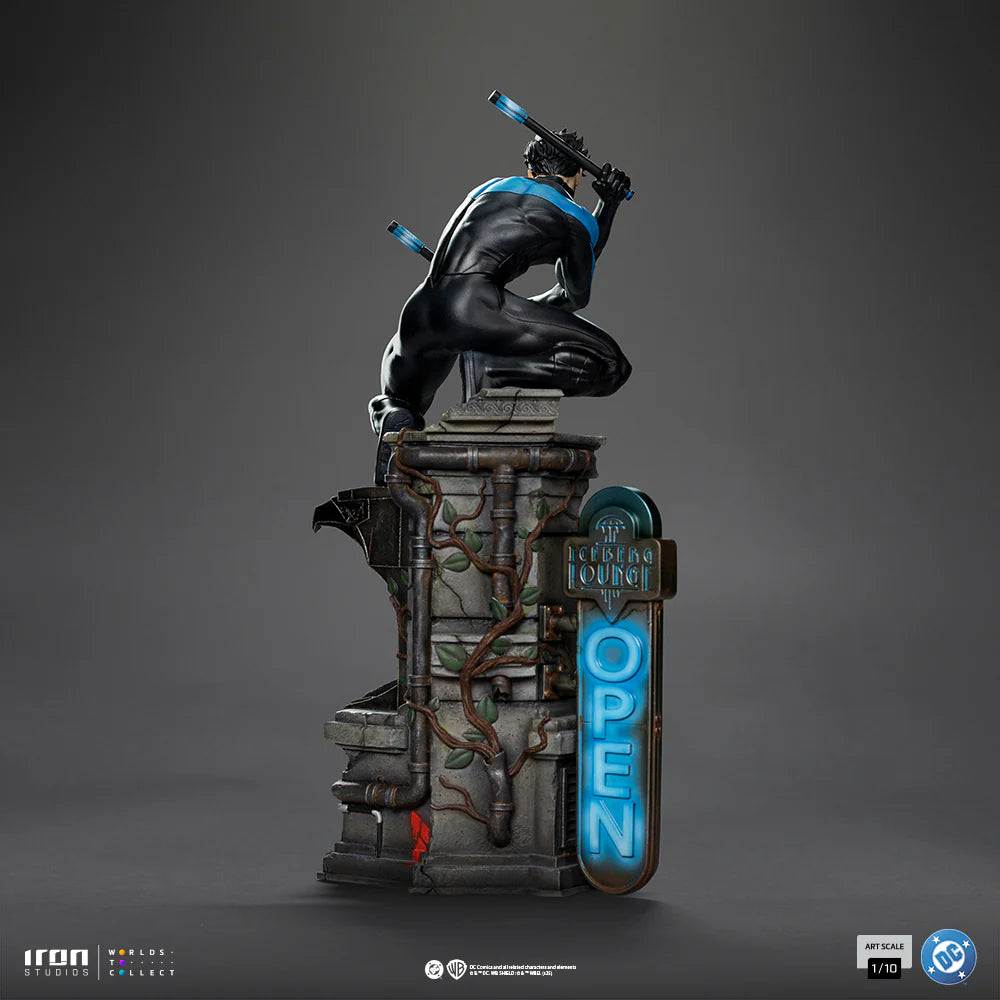 Preventa Resina Nightwing  Figura DC Comics Iron (Licencia) Estudio