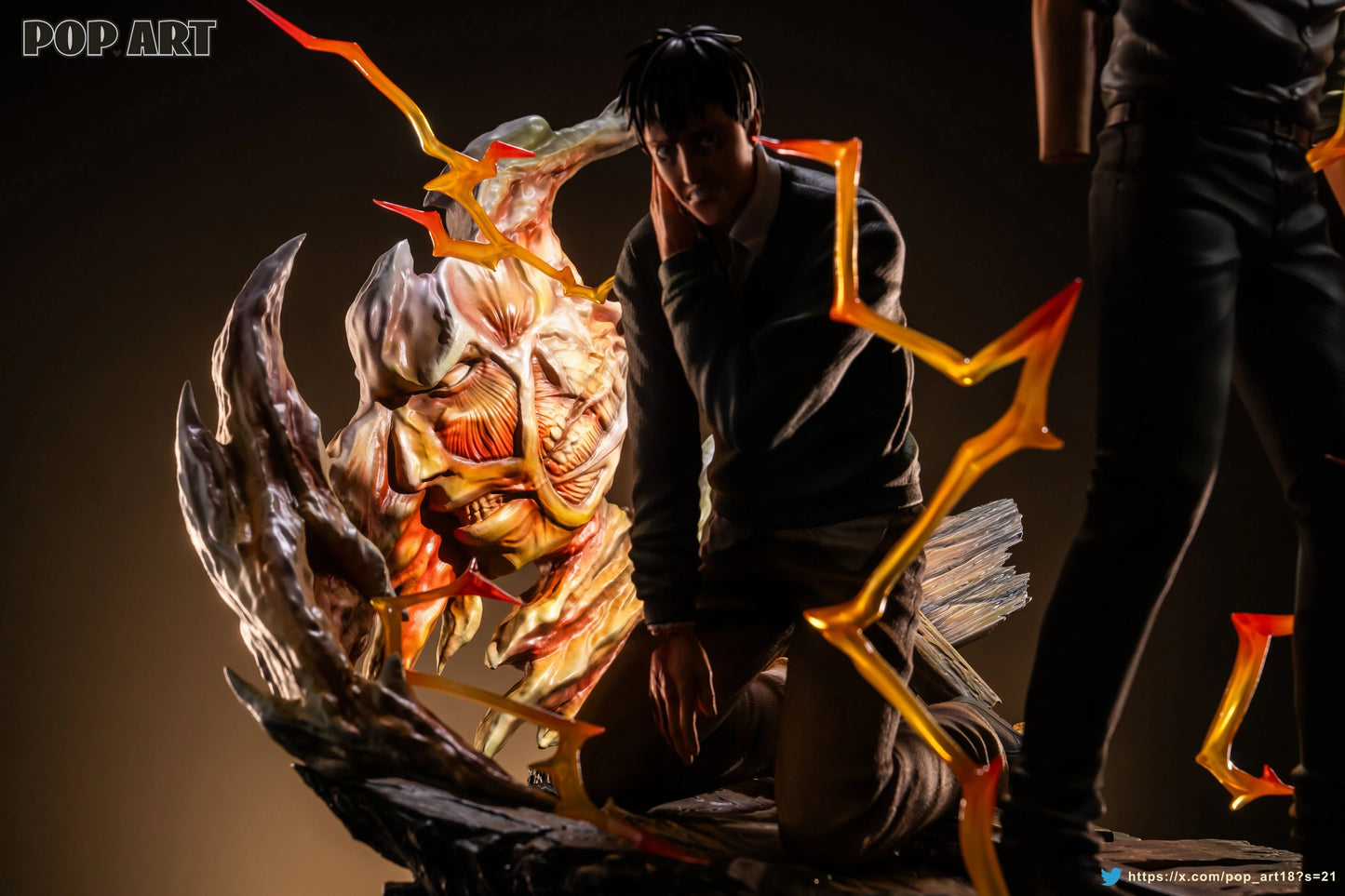 Preventa Resina Reiner Braun & Bertholdt Hoover Figura Attack On Titan POP.ART Estudio